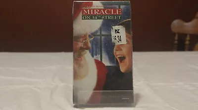 Miracle On 34th Street (DVD 2000) • $8