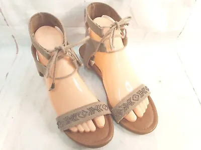 Minnetonka Open Toe Leather Wedge Sandal W/ Ankle Tie Beaded Tan Womens Size 8 • $15