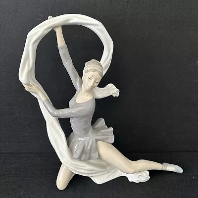 Nao Lladro Ballerina Dancer Veil 0815 Large 35cm Tall Figurine Statue T3475 • £10.50