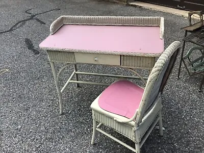 $175 • Buy Wicker Desk And Chair