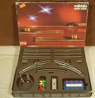 VK) Marklin Z Scale 8193 SET-T2 Station Track Set USED • $22.50