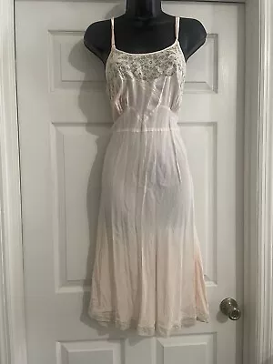 Vintage Leona Nightgown Womens 36 Negligee Lace • $35