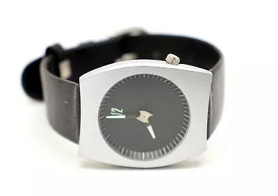 Manhattan Leather Band Ladies Watch NEEDS Battery  • $19