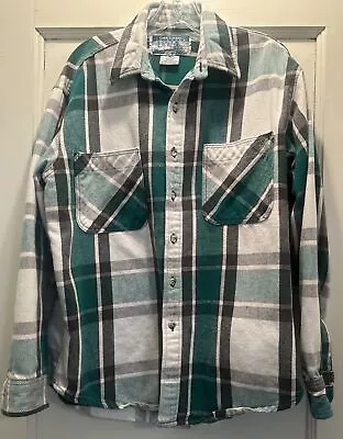 Vintage Oakland Outdoors Flannel Long Sleeve Men’s Shirt XL VGC READ Description • $24