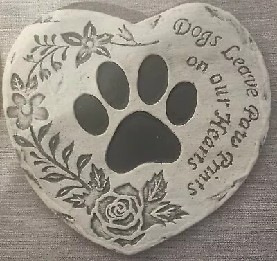 LATEX MOULD OF A SMALL  DOGS LEAVE PAW PRINTS ON OUR HEART  PLAQUE 15cm X14cms • £10