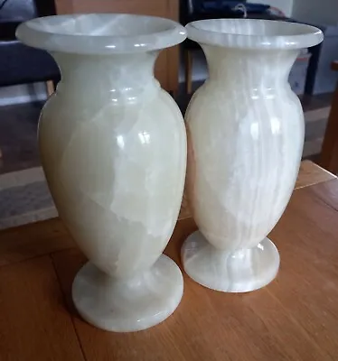  Marble Onyx Vase  • £30