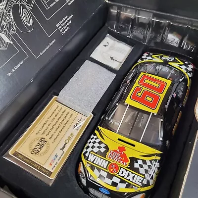 1:24 Scale Mark Martin Winn Dixie 2000 Team Caliber Owner Series Model Car  • $24.99