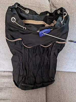 Largest Pacsafe Portable Safe Travelsafe Travel Bag Anti-Theft  • $85