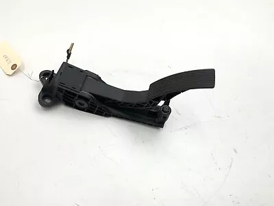 Mercedes Ml  R3 Gas Pedal Accelerator A1643000004 Oem • $23.99