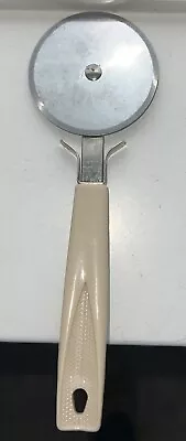 1980 Vintage EKCO Pastry Pizza Cutter Beige Plastic Handle Made In USA • $4.99