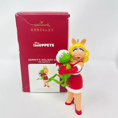 Hallmark Kermits Holiday Hug Miss Piggy Muppets 2021 Disney Keepsake Ornament • $18.99