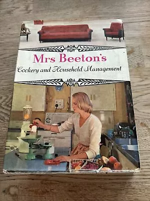 Mrs Beeton's Cookery And Household Management 1961 - Home-Making Etiquette • £12