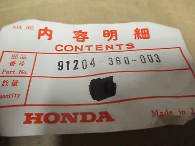 Honda OEM NOS Seal 91204-360-003  #10649 • $6.99