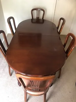 $0.01 • Buy Beautiful Dining Table (extendable) And 8 Upholstered Chairs 2 Scuffs On Top 