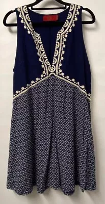 $45 • Buy TIGERLILY Navy Blue White Floral Detail Embroidery Sleevelss Dress Boho Size 12