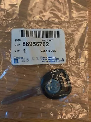 $18.99 • Buy GM Logo Transponder Key Blank 88956702 Cadillac LOT OF 2
