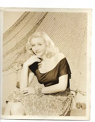 VERA RALSTON STUNNING PORTRAIT BEAUTY BOMBSHELL BLONDE 1940s ORIGINAL PHOTO 94 • $19.99