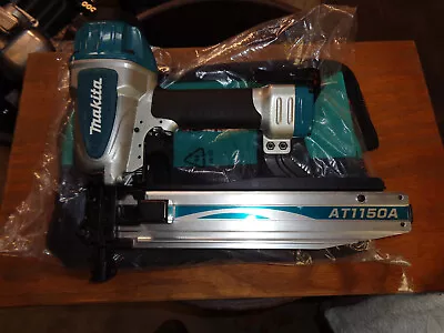 Makita AT1150A Nail Gun • $89.95