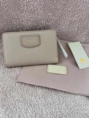 £20 • Buy Radley Purse New With Tags