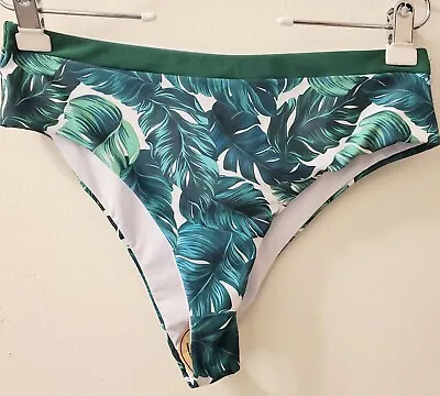 Beachsissi Pretty Green & White Palm Leaf Swimsuit Bikini 'Bottom' Size XL • $11.25