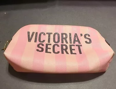 Victoria's Secret Pink Makeup Cosmetic Bag • $8.99