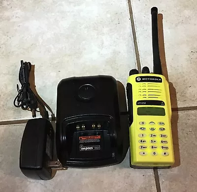 Guaranteed Good Motorola HT1250 VHF 136-174MHz DTMF AAH25KDF9AA5AN • $274.99