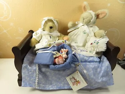 Lot Of Muffy Vanderbear Wooden Sleigh Bed Mattress Pillow Bear Rabbit • $91.13