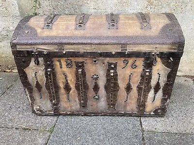 Antique Storage Chest / Trunk Blanket Box - 1896 Dome Top • £275