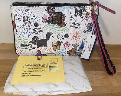 NEW Disney Parks Dooney & Bourke Sketch Cats Zip Wristlet W/ FREE MICKEY  WATCH • $250