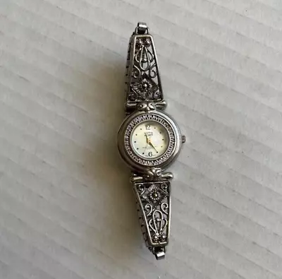 Vintage KATHY IRELAND K1726 Silver Tone Expandable Quartz Women's Watch • $9.78