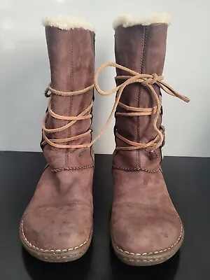 UGG S/N 1634 Catalina Sheepskin Lace Up Brown Boots Size 10 • $45.50