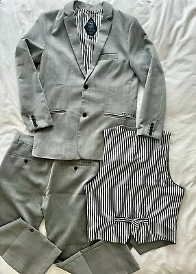 Rare VOLCOM STONE 3-Piece Suit! Silvery Grey. Medium • $98.76