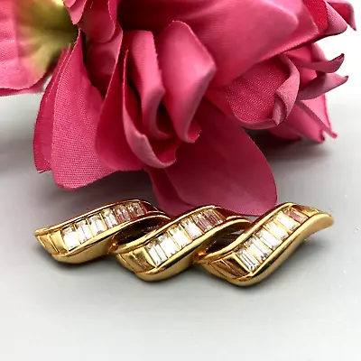 Awesome Signed S.A.L Swarovski Baguette Crystal Rhinestone Gold Tone Brooch 2  • $49.95