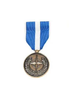 Bundeswehr NATO Kosovo Medal Forces Military Uniform Order Badge • £21.49