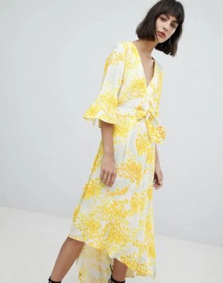 $31 • Buy ASOS In Wear Floral Dress 