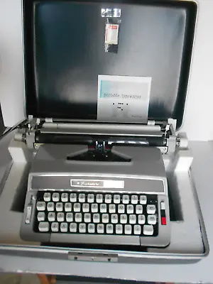 Montgomery Ward Signature 513 Portable Manual Typewriter W/case & Guide *MINT* • $149