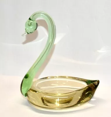 Vintage Green Glass Swan • $9.99