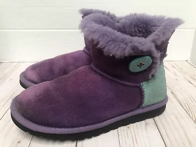 UGG Mini Bailey Button Girls Kids Size 3-4 Purple Shearling Lined Boots ~ CUTIE! • $15