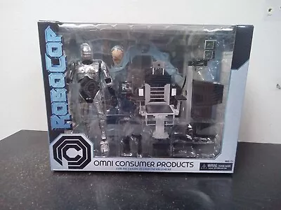 NECA Robocop Ultimate Battle Damaged Robocop With Chair 7  Brand New • $49.99