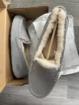 UGG Ansley Light Gray Slipper Size 10 • $50