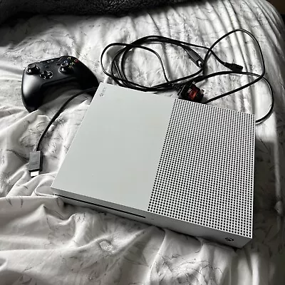 Microsoft Xbox One S 1681 1TB Gaming Console - White • £65