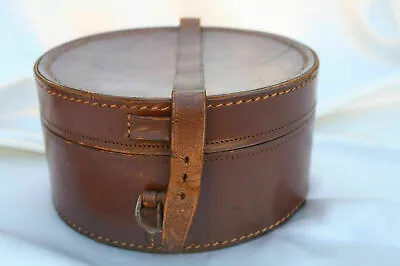 $210 • Buy Vintage Tie Case Leather Case