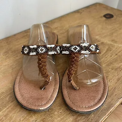 Minnetonka Womens 8 M Brown Leather Thong Sandal Flip Flop Brown White Bead Shoe • $15.49