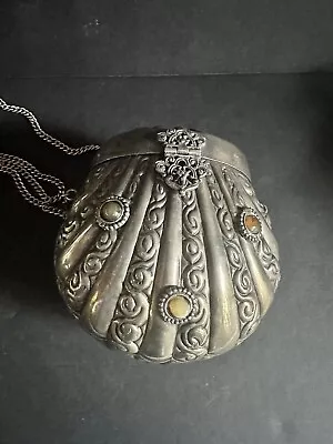 Beautiful Vintage Silver Clamshell Purse With Stones Shoulder Chain Velvet Lined • $55