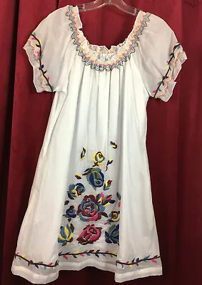 NWOT L Lu LuVia White Cotton Floral Peasant Mexican Style Dress Pockets • $34.99