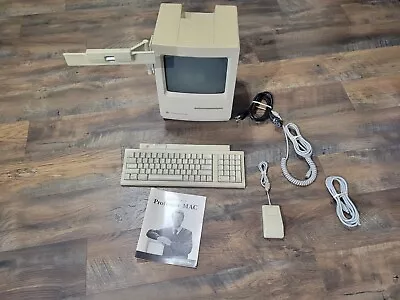 Macintosh Classic Vintage Computer FOR PARTS REPAIR AS IS Keyboard Mouse Manual • $215