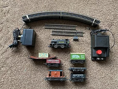 Hornby Train Set . Loco  Wagons  Track And Controller  Ideal Starter Set • £48.50