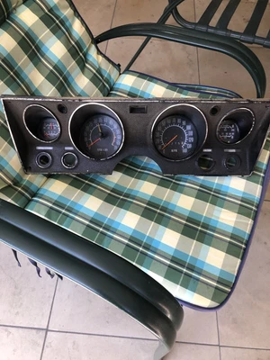 $500 • Buy Holden Ht Monaro Dash 