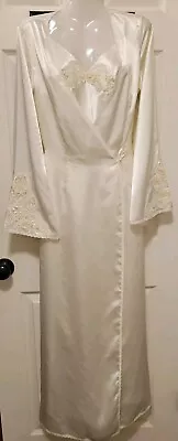 Victoria's Secret Gold Label Vintage Wedding Nightgown Robe Peignoir Ivory... • $51