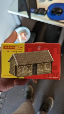 £0.99 • Buy Hornby S&C Waiting Room